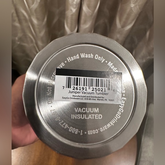 WAWA limited edition Black and Silver Vacuum sealed Stainless Steel Tumbler-16oz - Picture 9 of 10